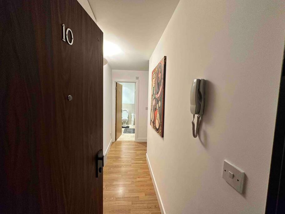 Bright And Cosy 1 Bed Flat Next To Tower Bridge Apartment Лондон Екстериор снимка